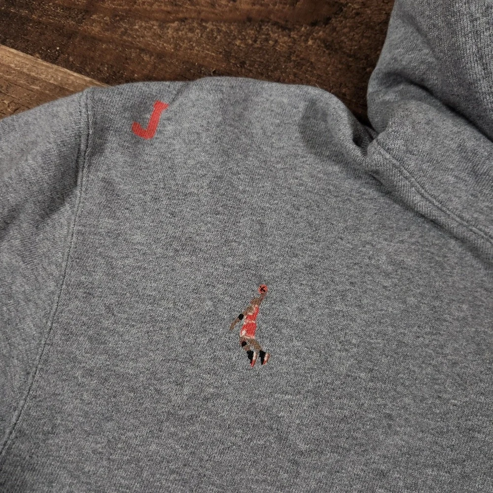 Jordan Hoodie Sweatshirt Men Medium Gray Essential Jumpman All Over Print Y2K